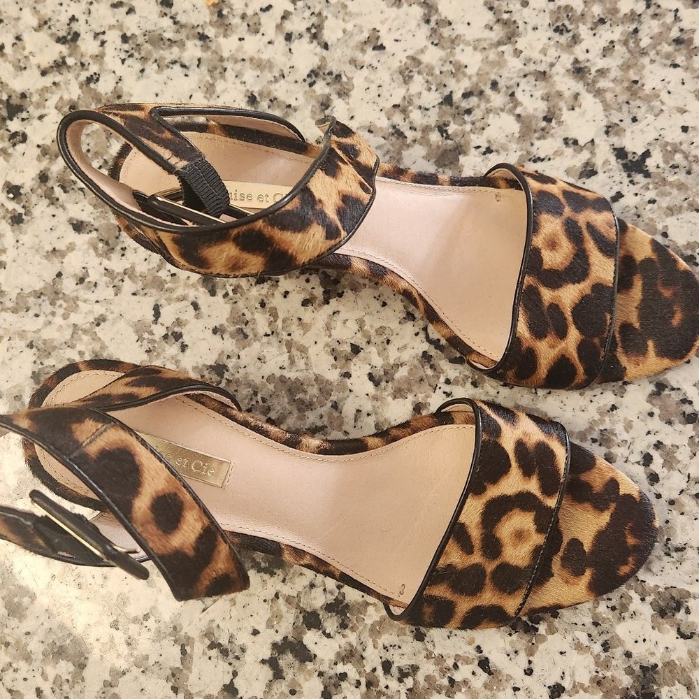 Louise & Cie Wedge Sandal Size 9